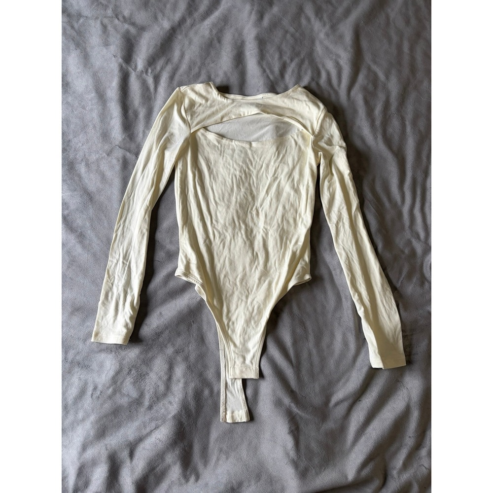 Just Polly New York Cream Long Sleeve Cutout Bodysuit Mens Size M